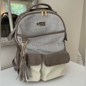 Itzy Ritzy NWT Boss Backpack